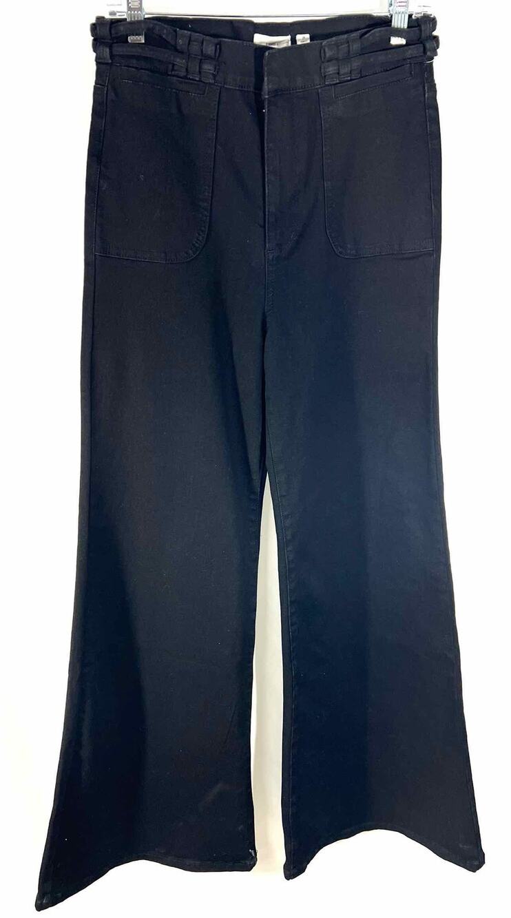 a loves a Size 29=8 Black Flare Denim Premium Denim Jeans